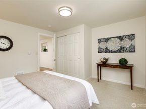 3513 NE 7th Place, Renton WA 98056