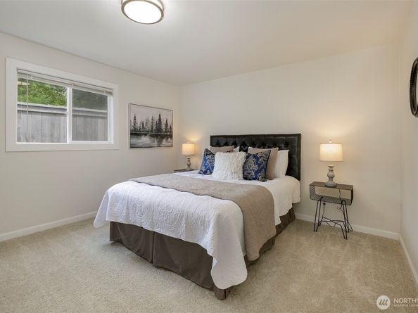 3513 NE 7th Place, Renton WA 98056