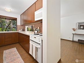 2312 W Crockett Street, Seattle WA 98199