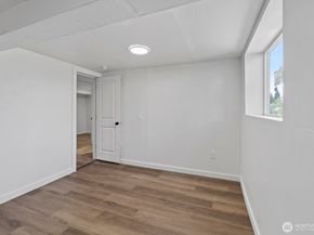 1023 SW Roxbury Street, Seattle WA 98106