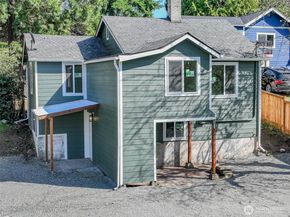 1023 SW Roxbury Street, Seattle WA 98106