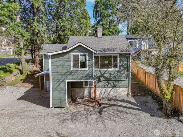 1023 SW Roxbury Street, Seattle WA 98106