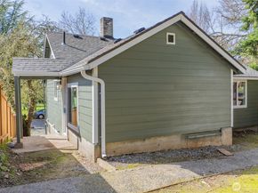 1023 SW Roxbury Street, Seattle WA 98106