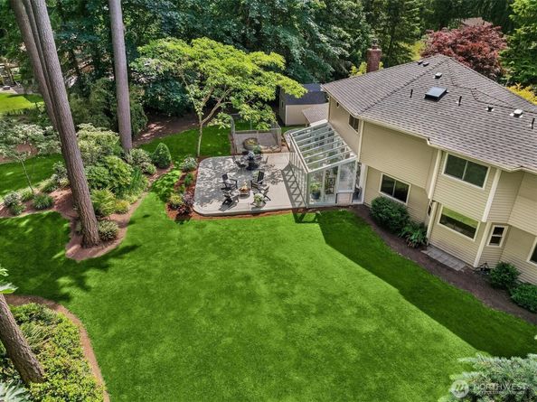 19006 185th Avenue NE, Woodinville WA 98077