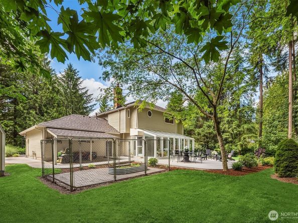 19006 185th Avenue NE, Woodinville WA 98077