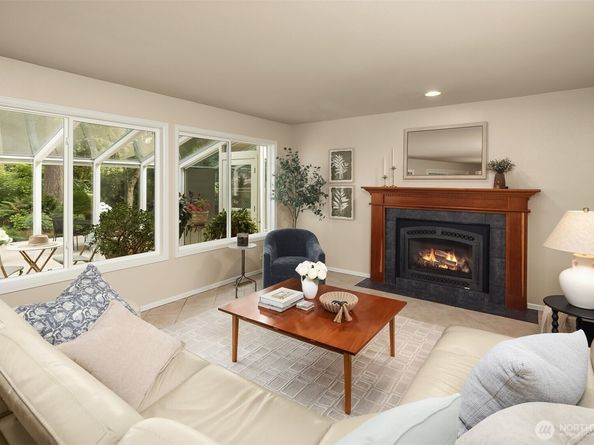 19006 185th Avenue NE, Woodinville WA 98077