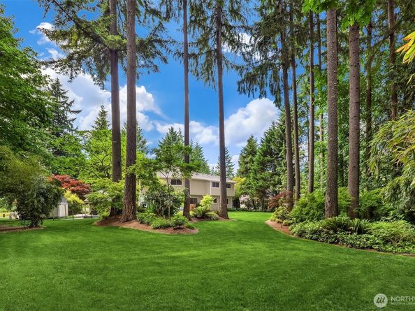 19006 185th Avenue NE, Woodinville WA 98077