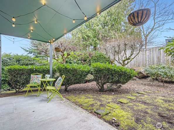 3434 25th Avenue W 101, Seattle WA 98199