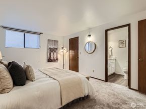 3434 25th Avenue W 101, Seattle WA 98199