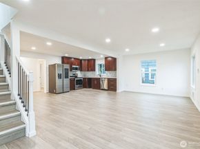 15421 10th Avenue SW, Burien WA 98166