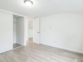 15421 10th Avenue SW, Burien WA 98166