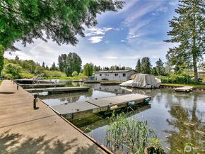 7217 NE 175th Street 211, Kenmore WA 98028