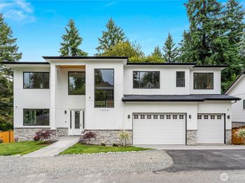 1606 106th Ave SE