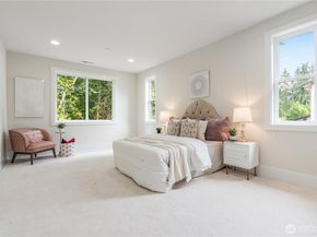 1606 106th Ave SE, Bellevue WA 98004