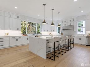 1606 106th Ave SE, Bellevue WA 98004