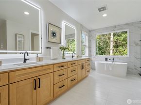 1606 106th Ave SE, Bellevue WA 98004