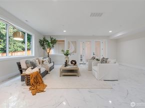 1606 106th Ave SE, Bellevue WA 98004