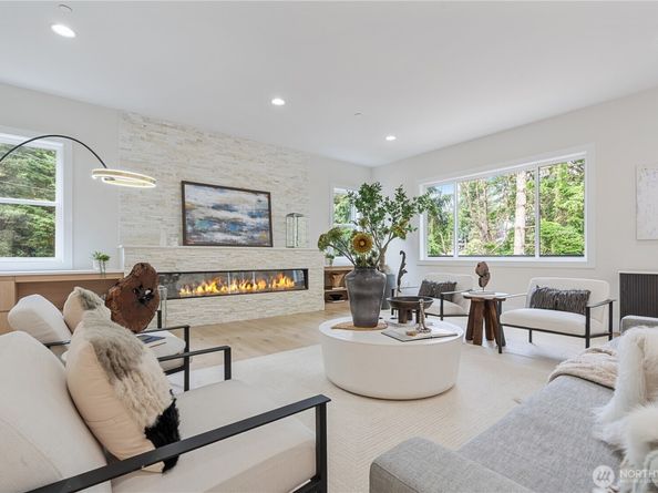 1606 106th Ave SE, Bellevue WA 98004