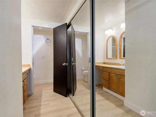 17514 151st Avenue SE 14, Renton WA 98058