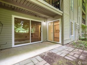 17514 151st Avenue SE 14, Renton WA 98058