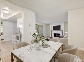 17514 151st Avenue SE 14, Renton WA 98058