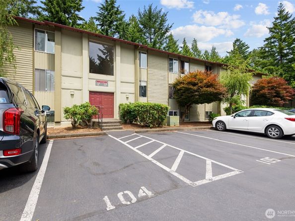 17514 151st Avenue SE 14, Renton WA 98058