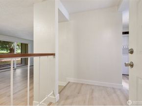 17514 151st Avenue SE 14, Renton WA 98058