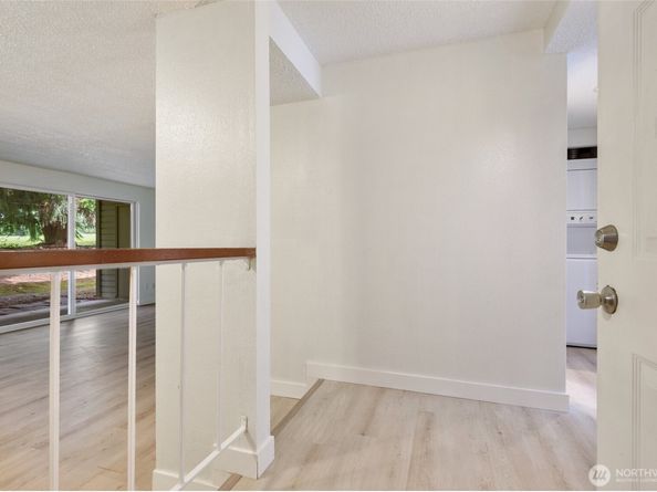 17514 151st Avenue SE 14, Renton WA 98058