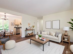5029 84th Street SW 301, Mukilteo WA 98275