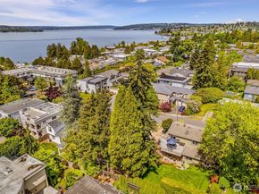 10218 NE 65th Street, Kirkland WA 98033