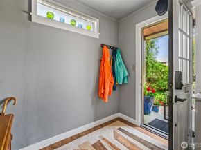 10218 NE 65th Street, Kirkland WA 98033