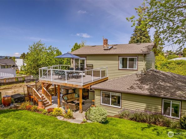 10218 NE 65th Street, Kirkland WA 98033