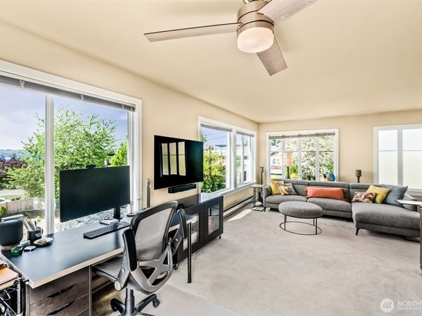 10218 NE 65th Street, Kirkland WA 98033
