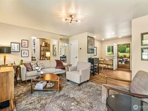 10218 NE 65th Street, Kirkland WA 98033