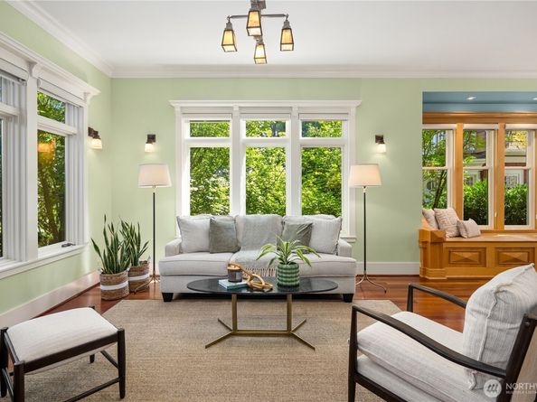 1423 37th Avenue, Seattle WA 98122