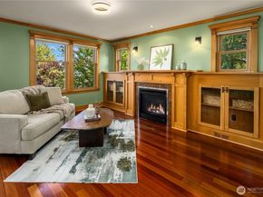 1423 37th Avenue, Seattle WA 98122