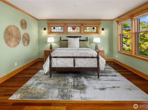1423 37th Avenue, Seattle WA 98122