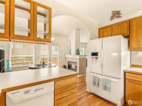8221 53rd Avenue W 15C, Mukilteo WA 98275