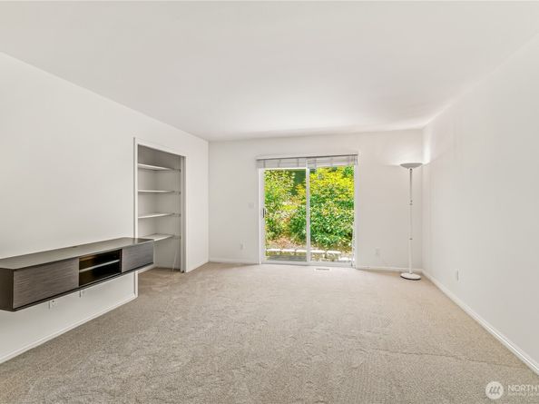 8221 53rd Avenue W 15C, Mukilteo WA 98275