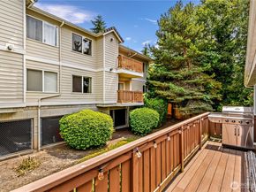 8221 53rd Avenue W 15C, Mukilteo WA 98275