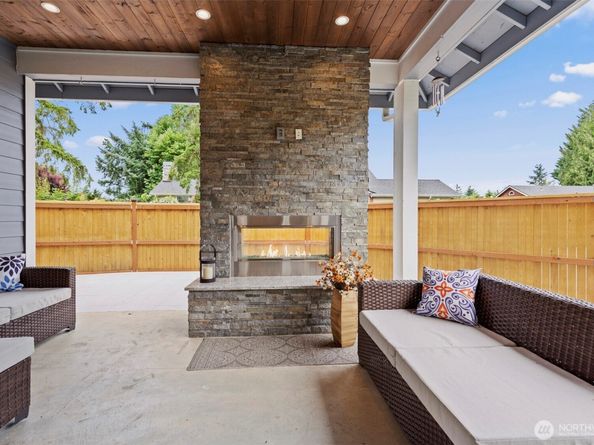 6002 156th Avenue NE, Redmond WA 98052