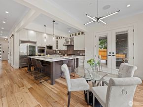 6002 156th Avenue NE, Redmond WA 98052