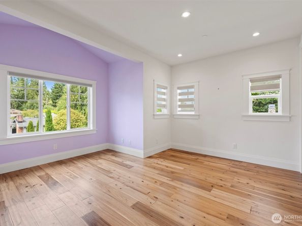 6002 156th Avenue NE, Redmond WA 98052