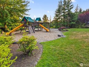 11734 167th Court NE, Redmond WA 98052