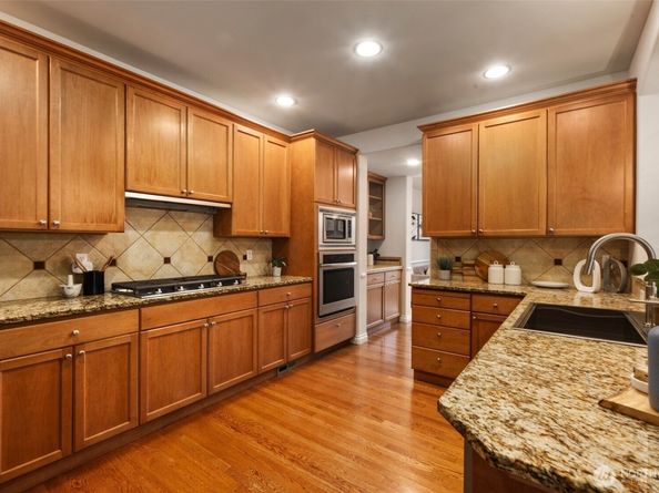 11734 167th Court NE, Redmond WA 98052