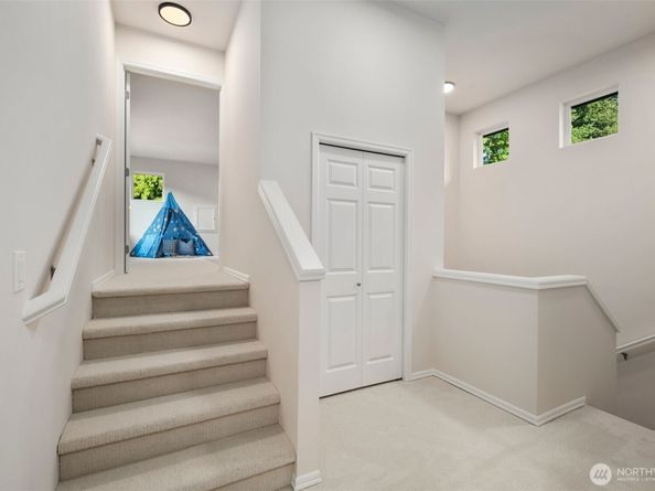 11734 167th Court NE, Redmond WA 98052