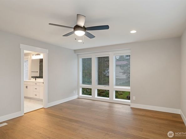 7585 S 130th Place, Seattle WA 98178