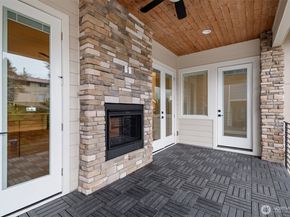 7585 S 130th Place, Seattle WA 98178