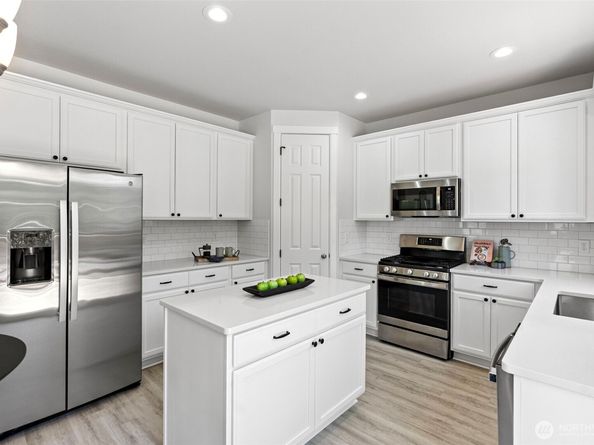 12819 Springboard Avenue NW, Silverdale WA 98383