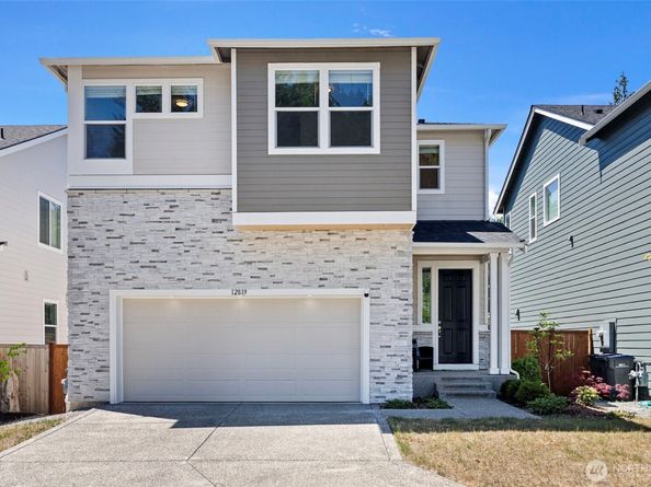 12819 Springboard Avenue NW, Silverdale WA 98383
